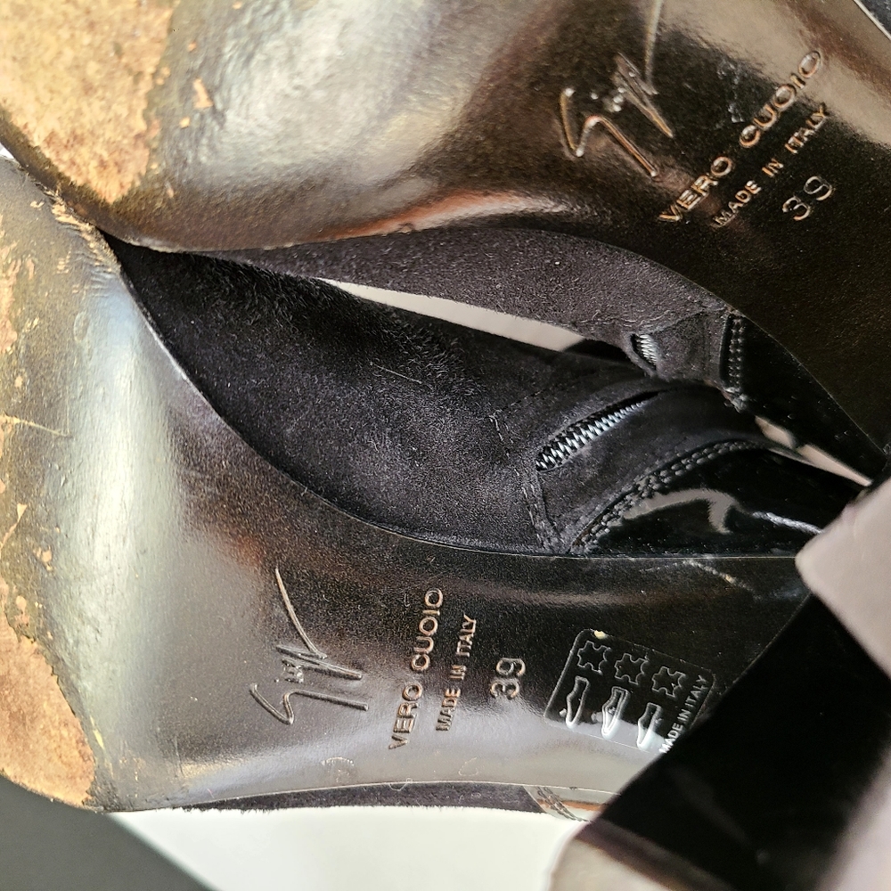 Giuseppe Zanotti Black Bootie - Picture 13 of 16